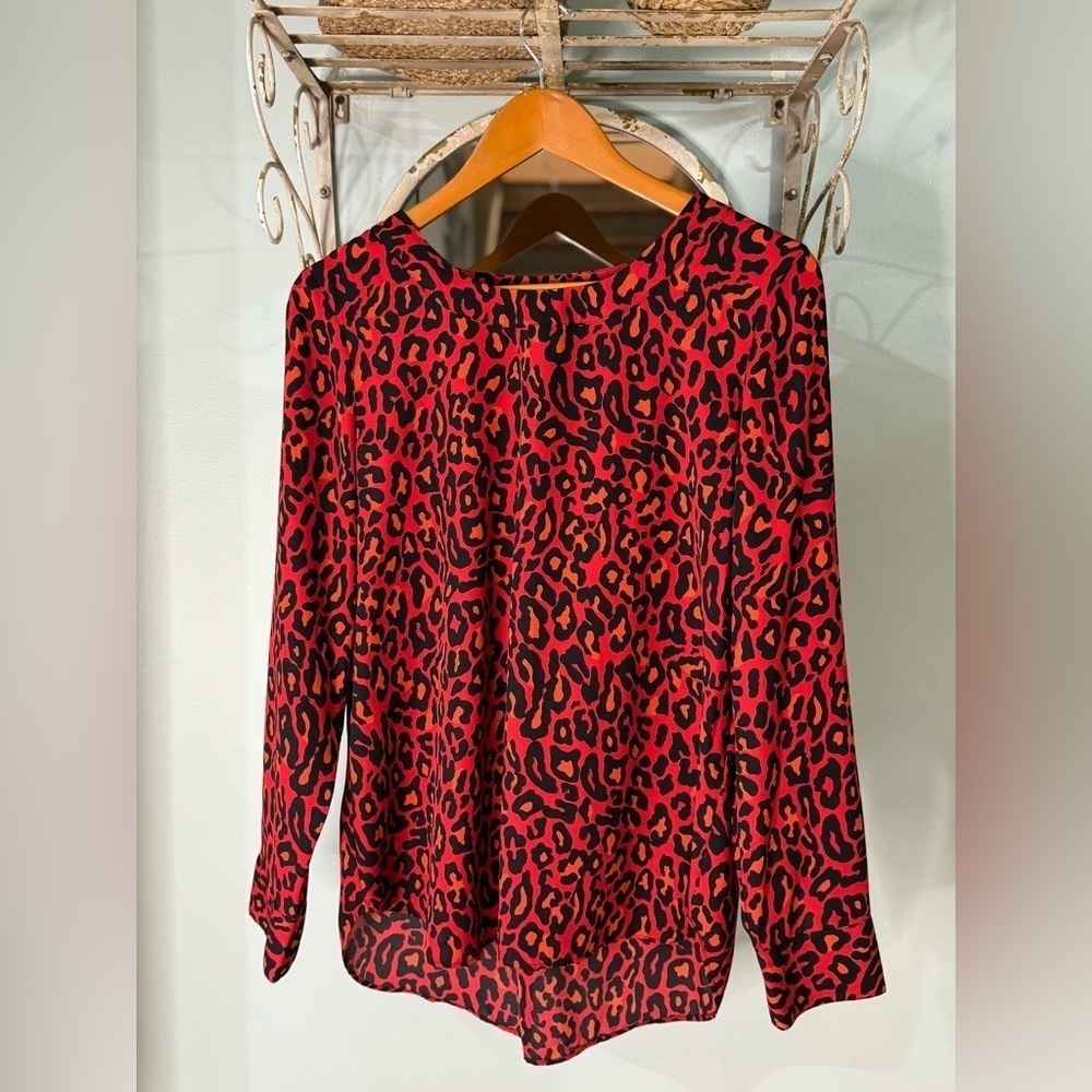Banana Republic, Medium, Fiery Red Leopard Print, Pleat Back Blouse
